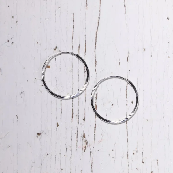 Silver Stories | Hopeakorut>Cailap Hopeakorvakorut iso rengas